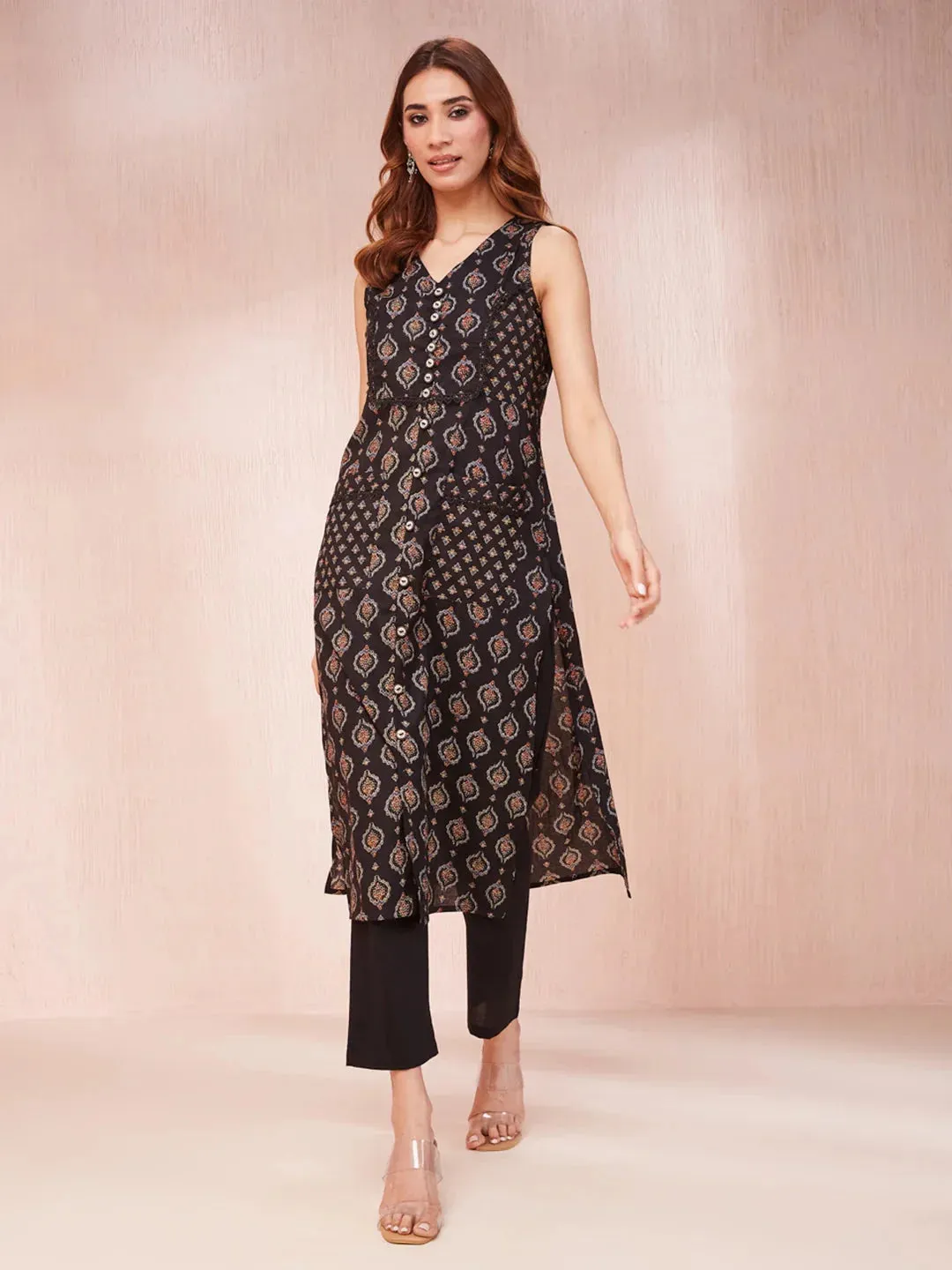 Black Ethnic Motifs Round Neck Straight Kurta