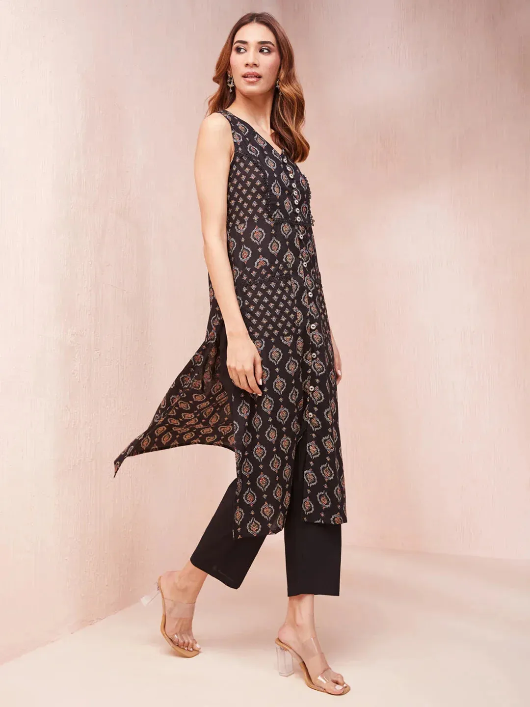 Black Ethnic Motifs Round Neck Straight Kurta