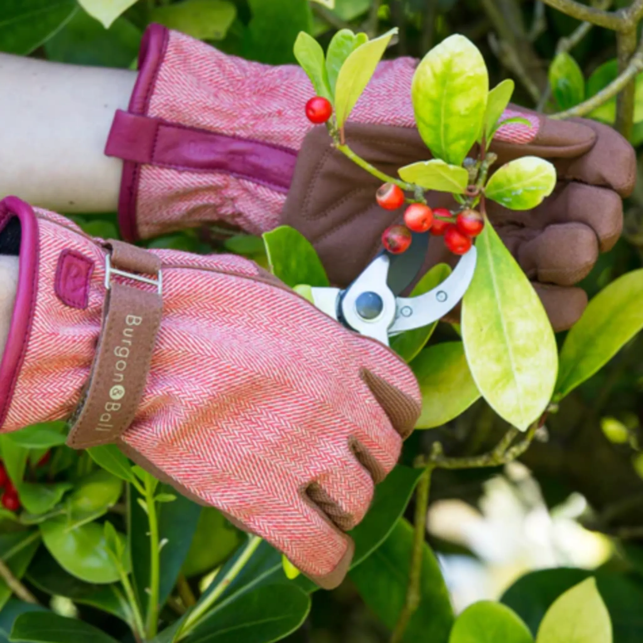 Burgon & Ball - Love The Glove RED TWEED - Ladies Gardening Gloves