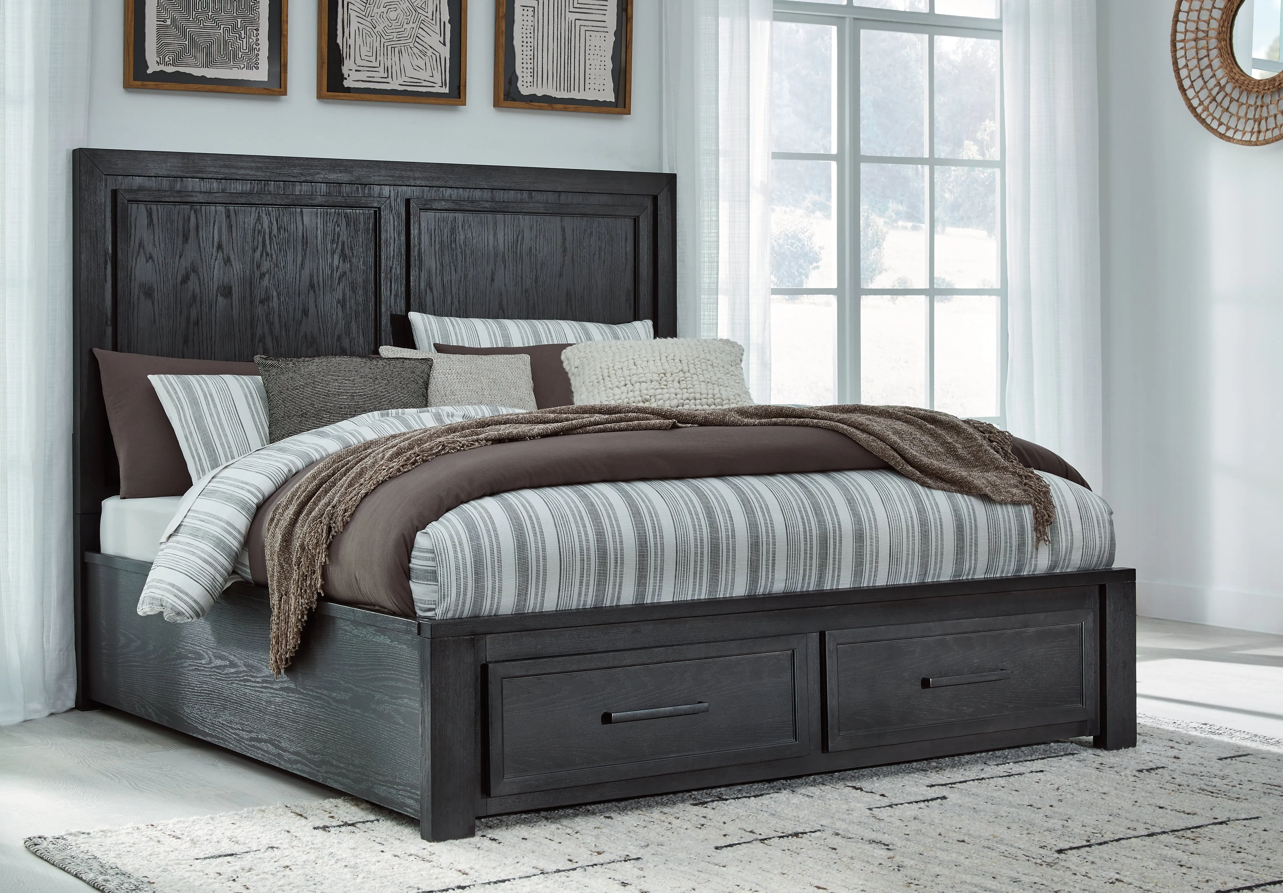 Foyland King Bedroom Set