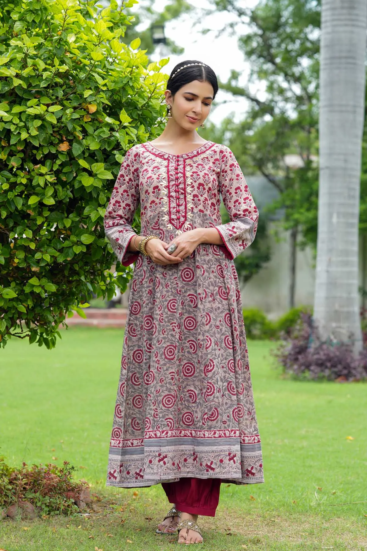 Long Length Kalidaar Kurta In Beige Color