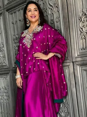 Madhuri Dixit In Double Layered Kundan Polki Bangle