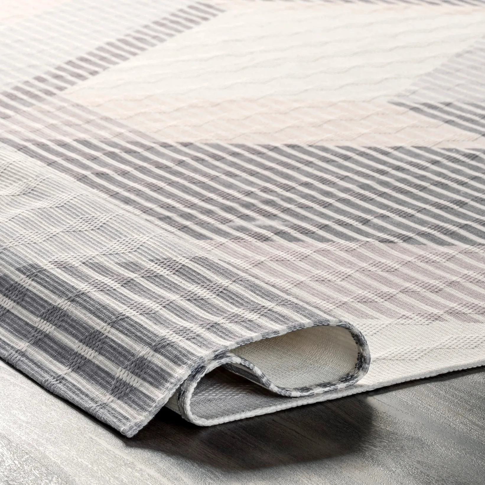 Pinstriped Abstract Washable Area Rug / 4'x6'