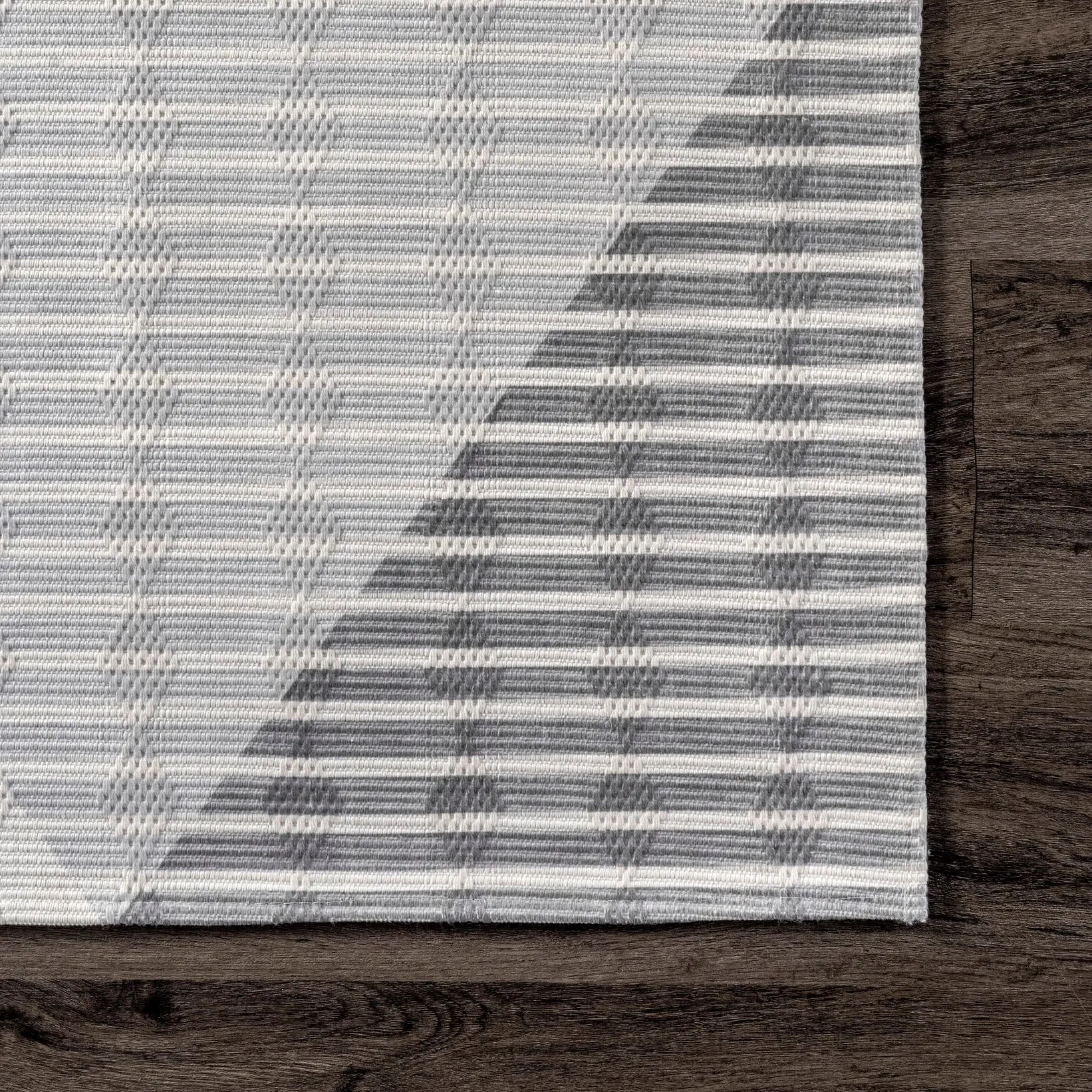 Pinstriped Abstract Washable Area Rug / 4'x6'